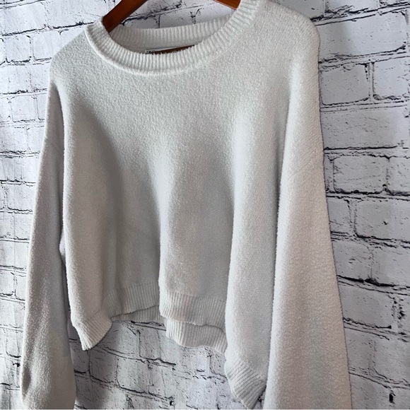 Zara White Long Sleeve Cropped Sweater Size Large - Picture 3 of 4